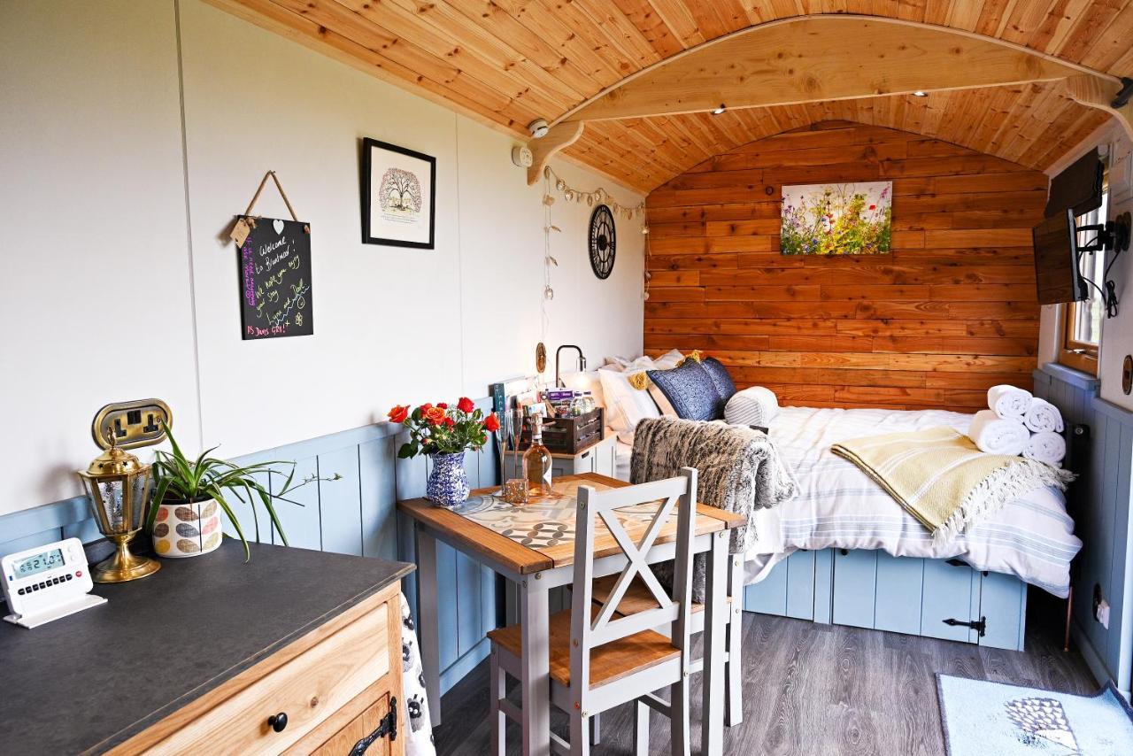 Luxury Shepherd Hut In The Peak District Bakewell Zewnętrze zdjęcie