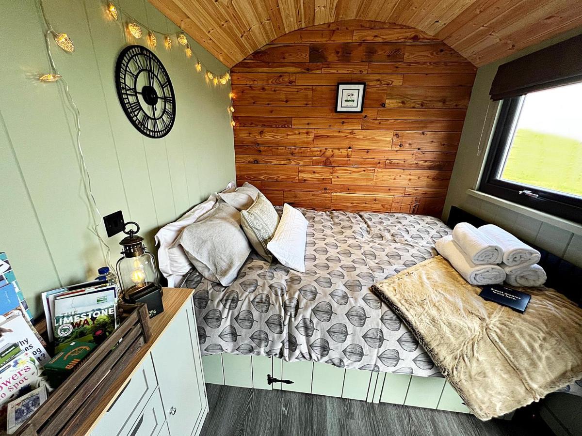 Luxury Shepherd Hut In The Peak District Bakewell Zewnętrze zdjęcie