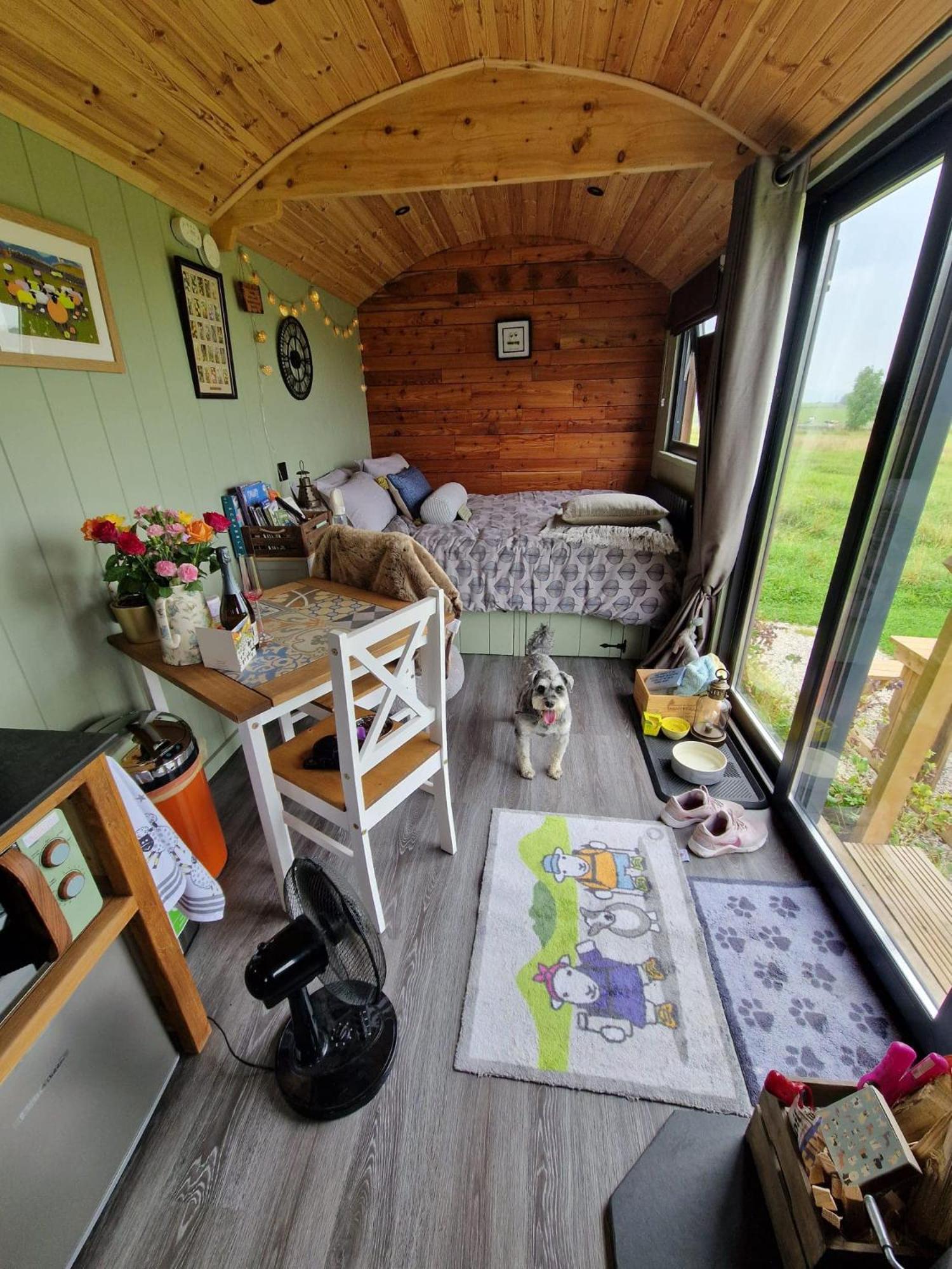 Luxury Shepherd Hut In The Peak District Bakewell Zewnętrze zdjęcie